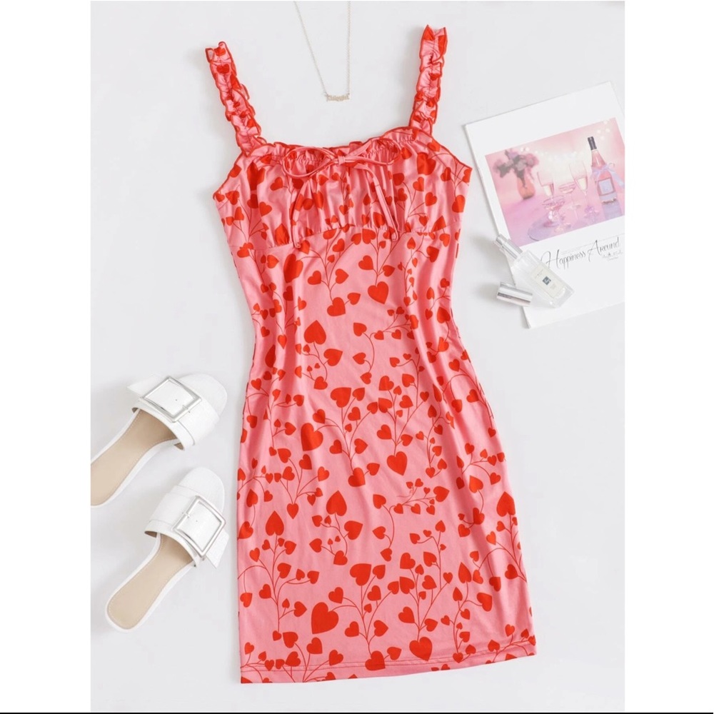 SHEIN Heart Print Bodycon Dress